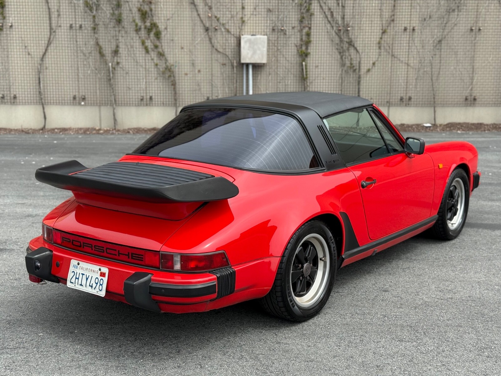 Porsche-911-1985-5