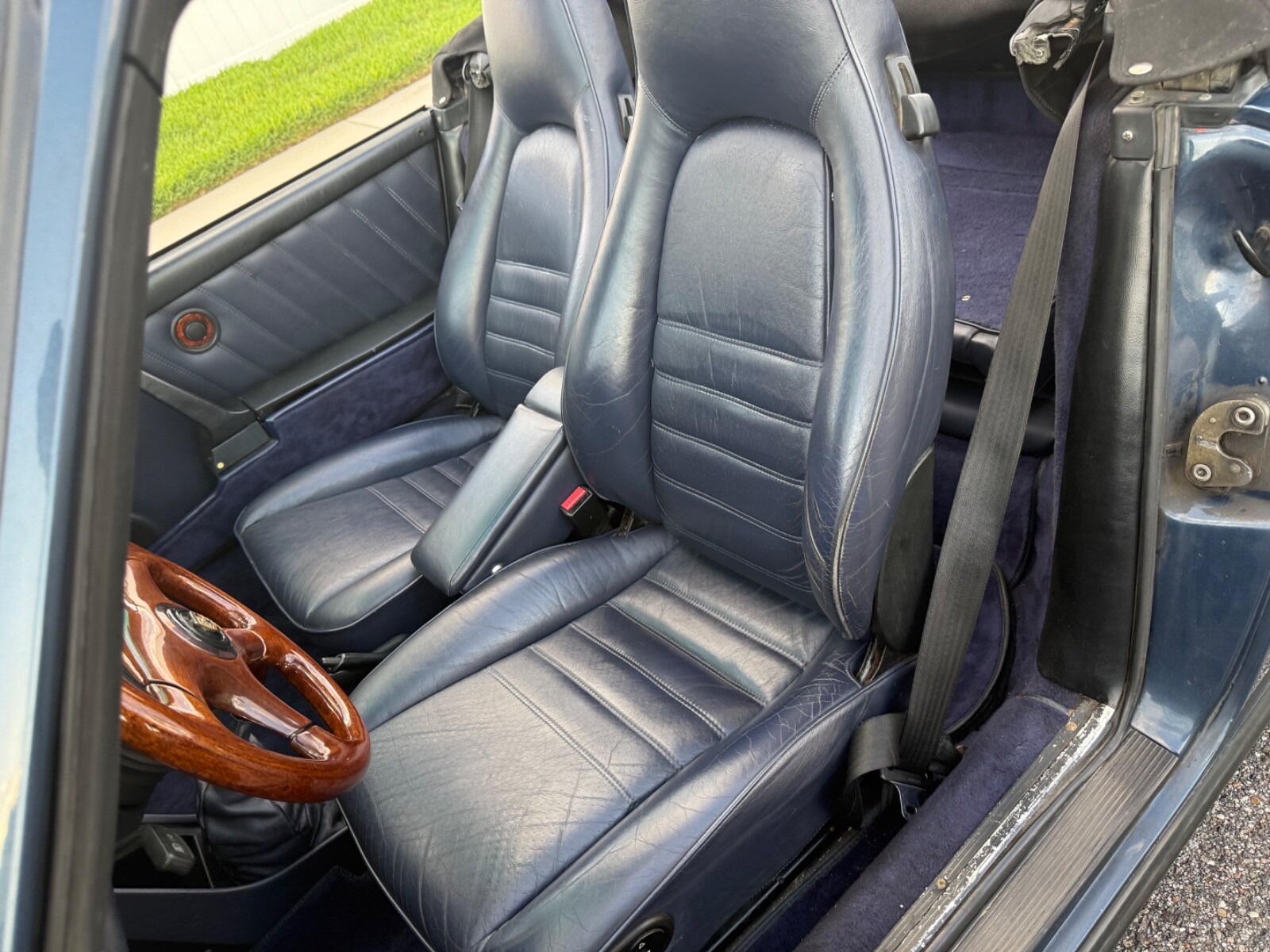 Porsche-911-1985-Convertible-7