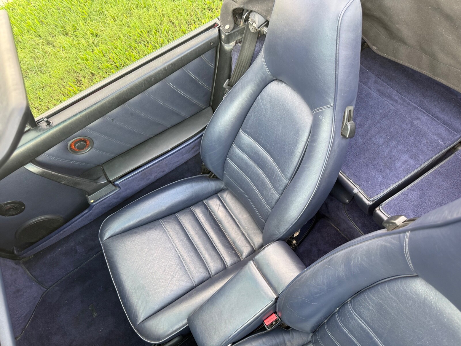 Porsche-911-1985-Convertible-8