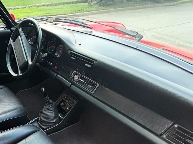 Porsche-911-1986-Convertible-18