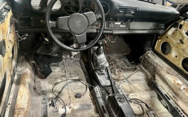 Porsche-911-1986-Coupe-6