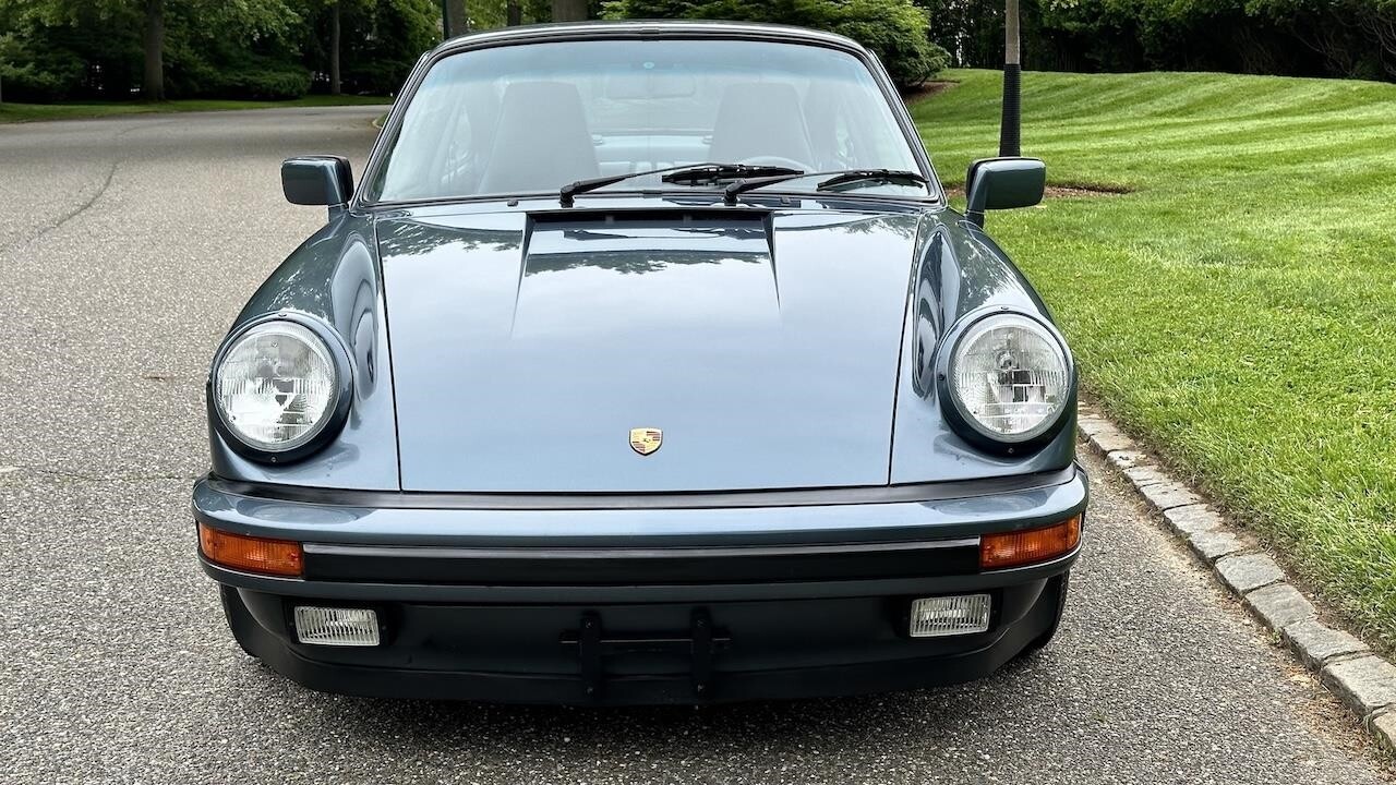 Porsche-911-1987-Coupe-13