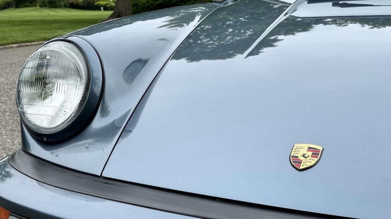 Porsche-911-1987-Coupe-16