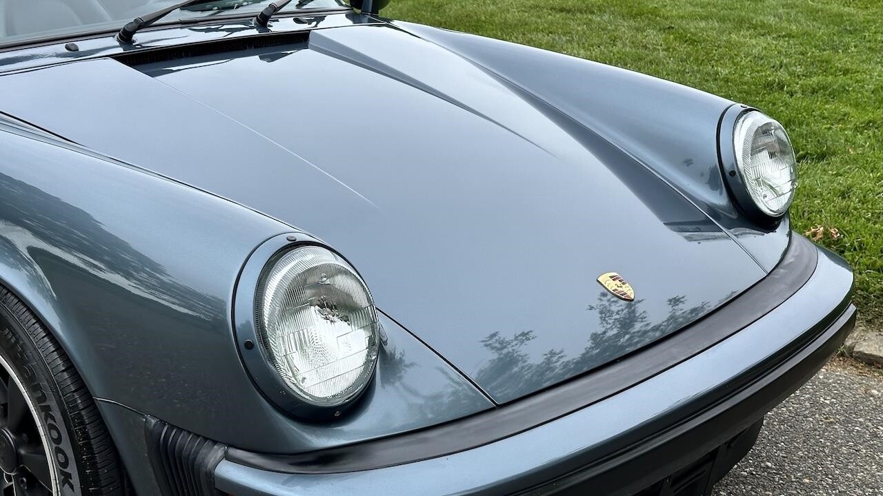 Porsche-911-1987-Coupe-18
