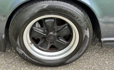 Porsche-911-1987-Coupe-22