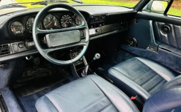 Porsche-911-1987-Coupe-33