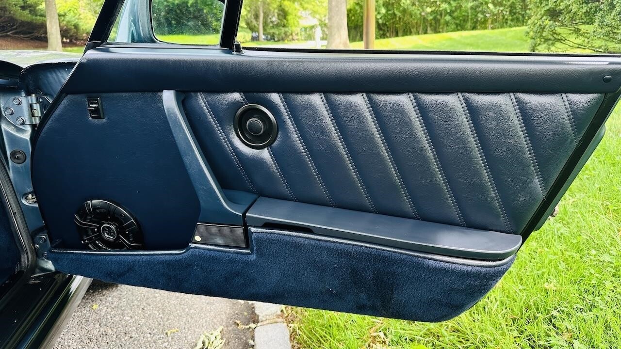 Porsche-911-1987-Coupe-36