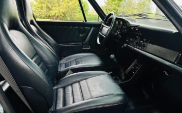 Porsche-911-1987-Coupe-37