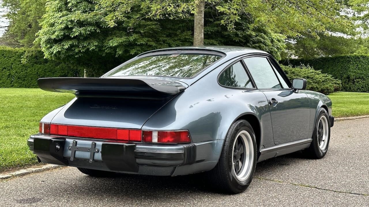 Porsche-911-1987-Coupe-4