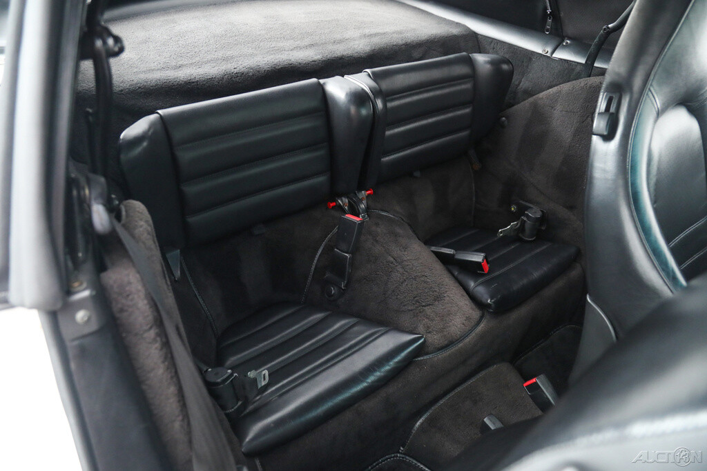 Porsche-911-1988-Convertible-20