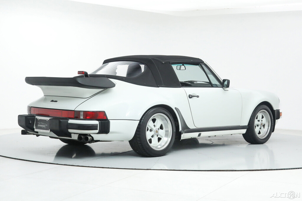 Porsche-911-1988-Convertible-4