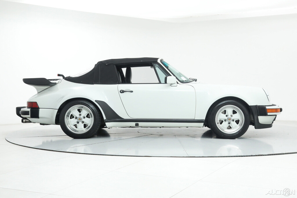 Porsche-911-1988-Convertible-5