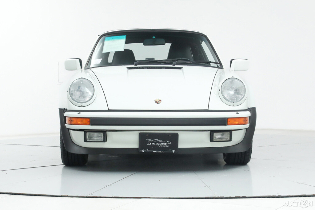 Porsche-911-1988-Convertible-7