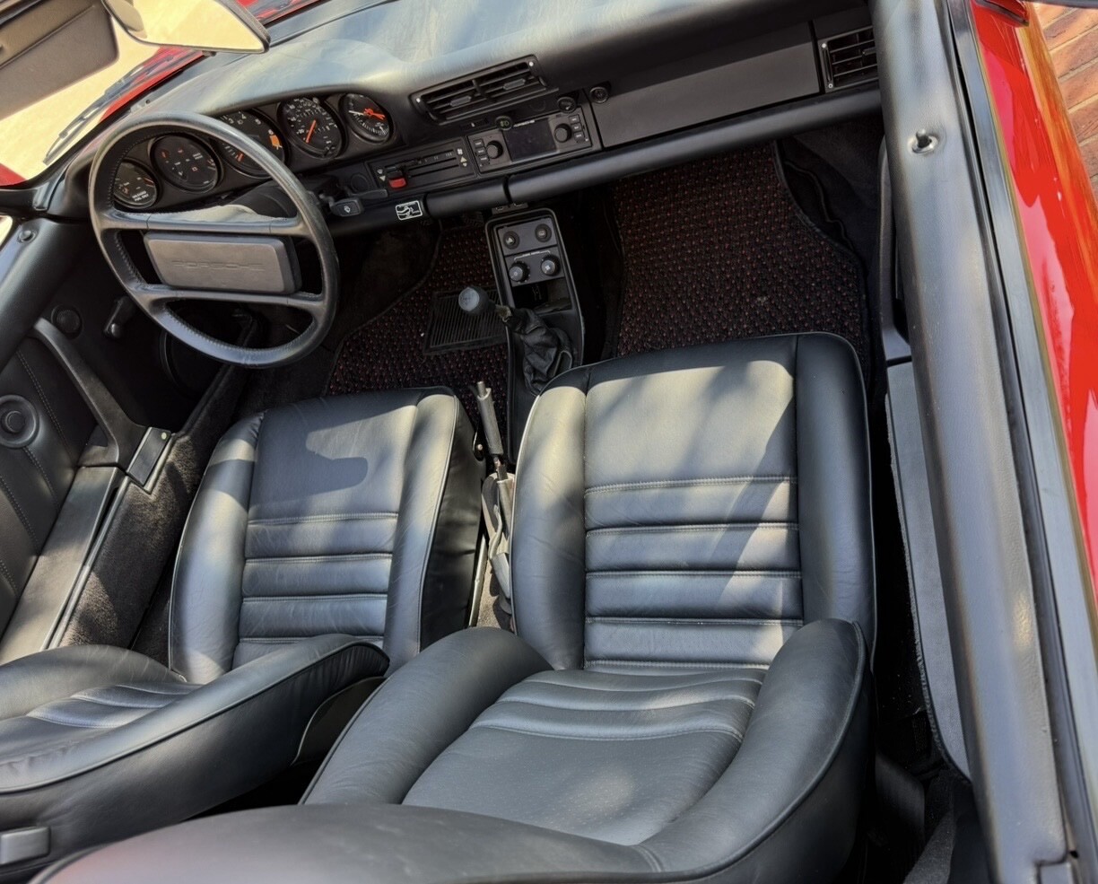 Porsche-911-1989-Convertible-36
