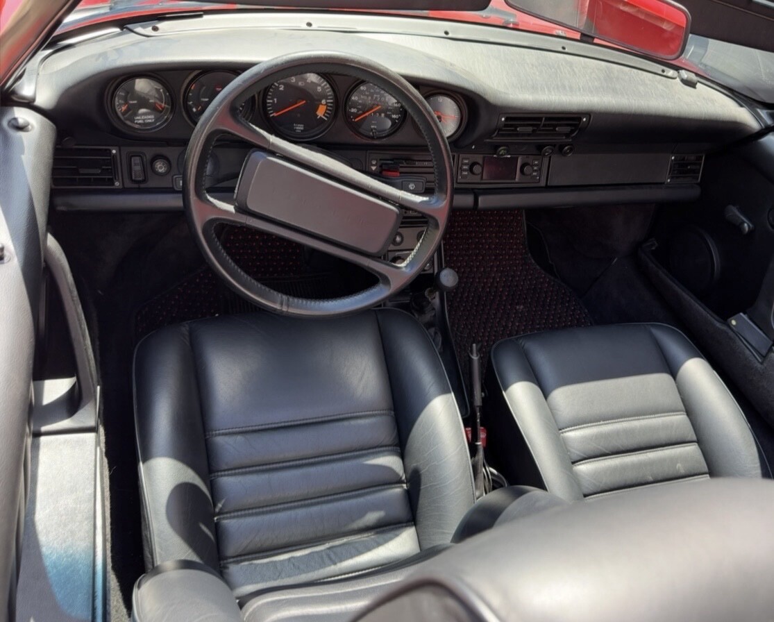 Porsche-911-1989-Convertible-37