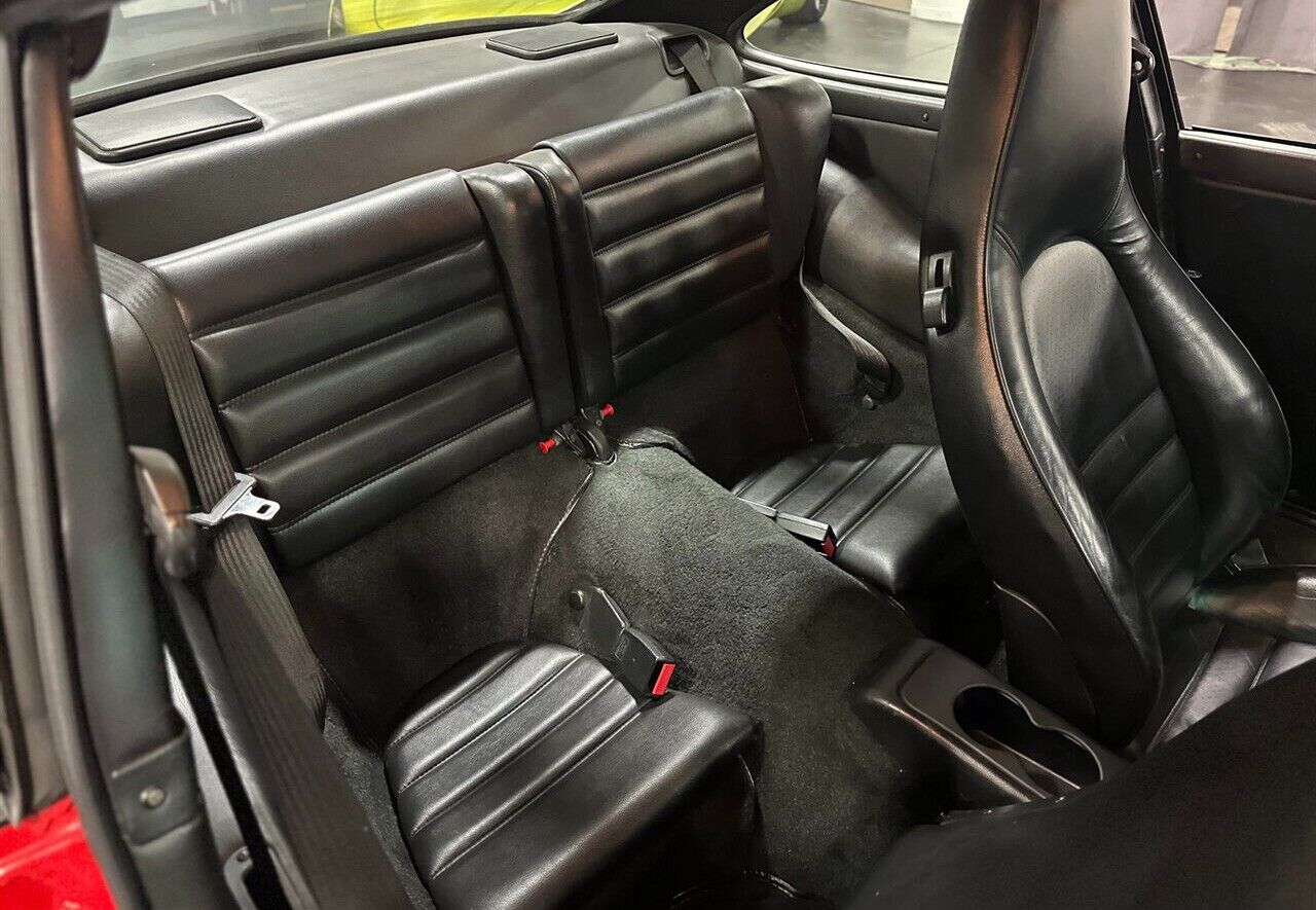 Porsche-911-1989-Coupe-15
