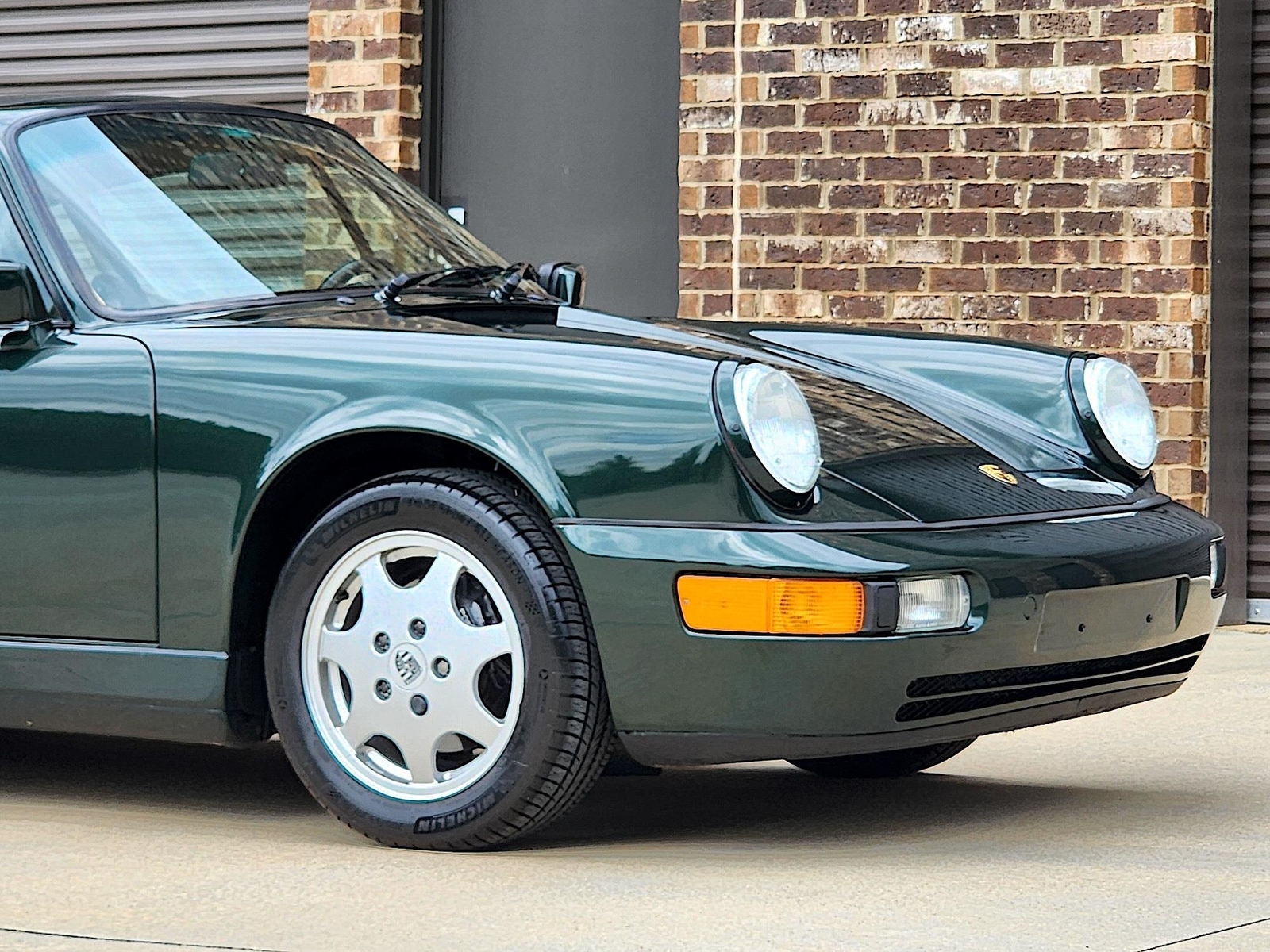 Porsche-911-1990-Coupe-21