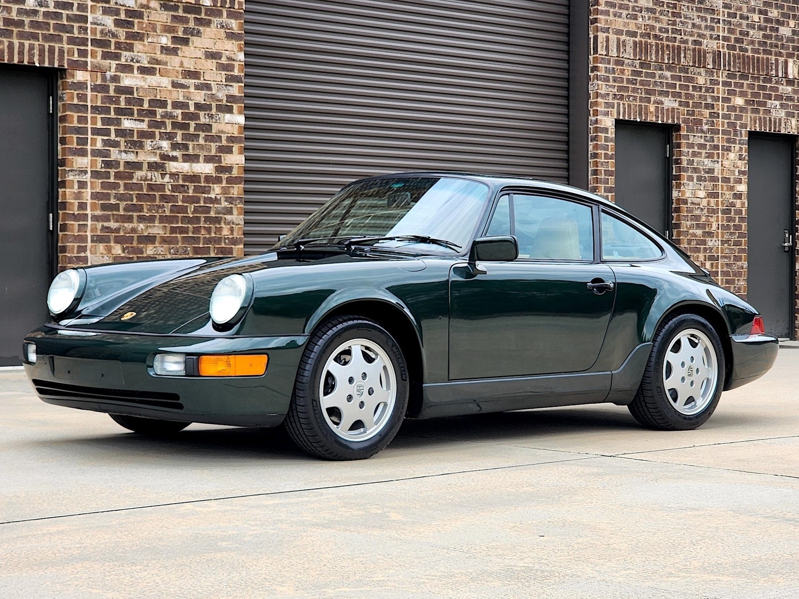 Porsche-911-1990-Coupe-5