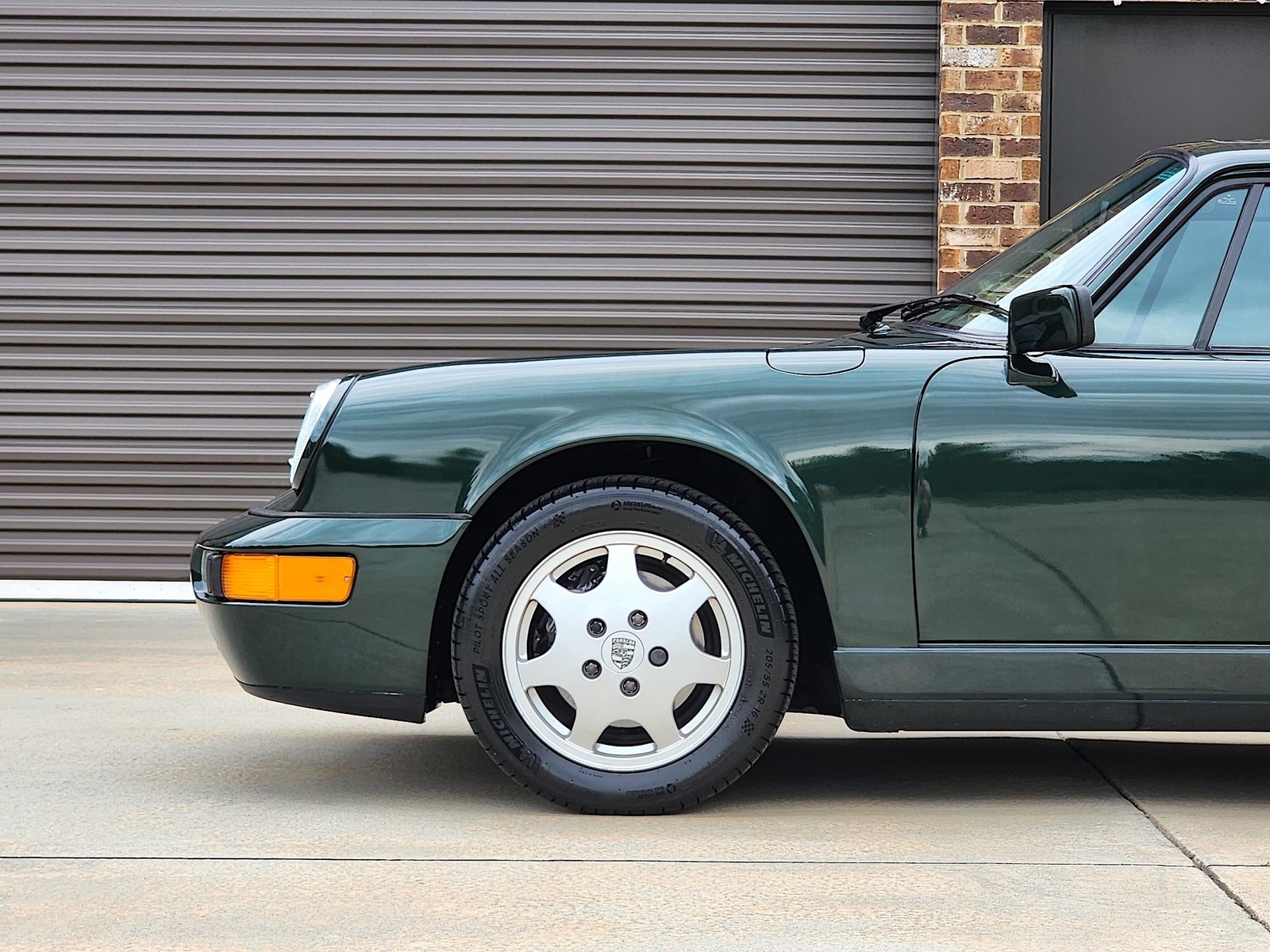 Porsche-911-1990-Coupe-8