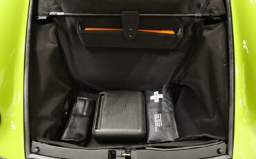 Porsche-911-1991-Coupe-16