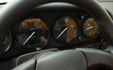 Porsche-911-1991-Coupe-19