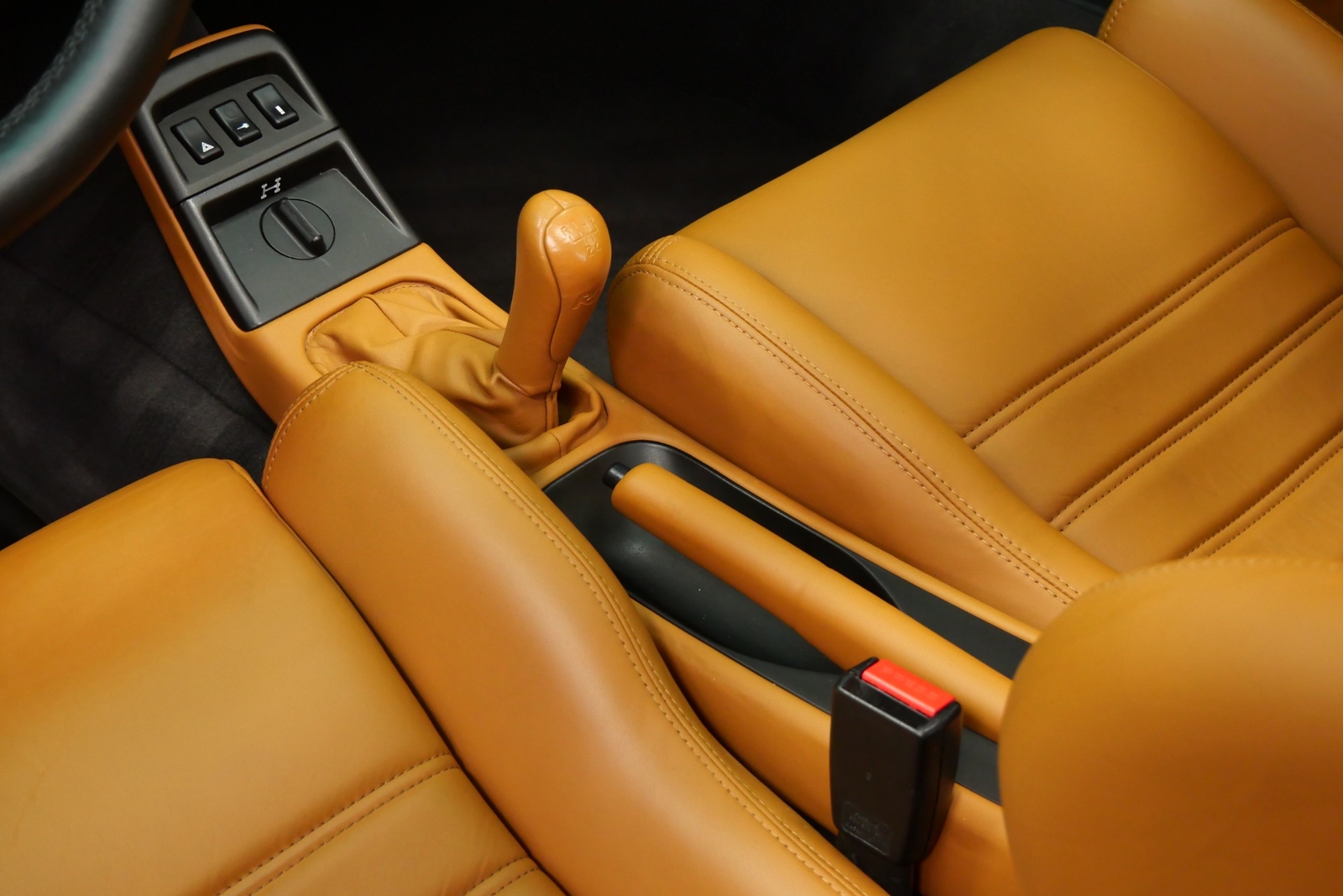 Porsche-911-1991-Coupe-23