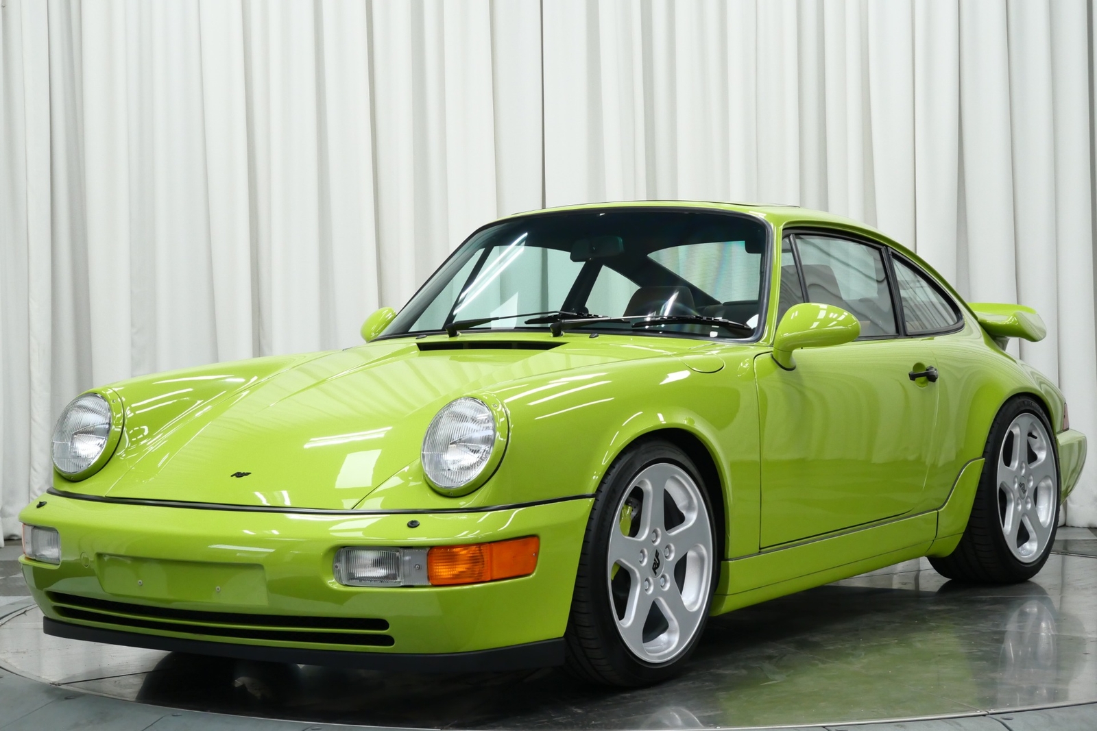 Porsche-911-1991-Coupe-3