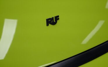 Porsche-911-1991-Coupe-30