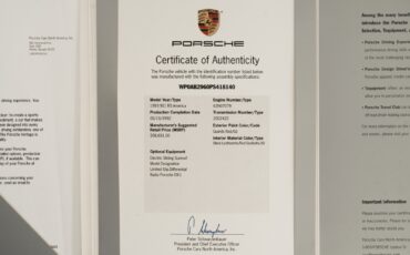 Porsche-911-1993-Coupe-23