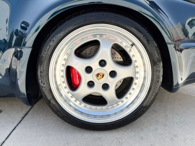 Porsche-911-1994-Coupe-19