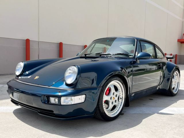 Porsche-911-1994-Coupe-8