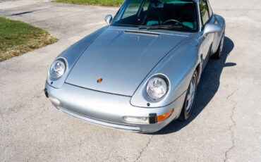 Porsche-911-1995-Coupe-10