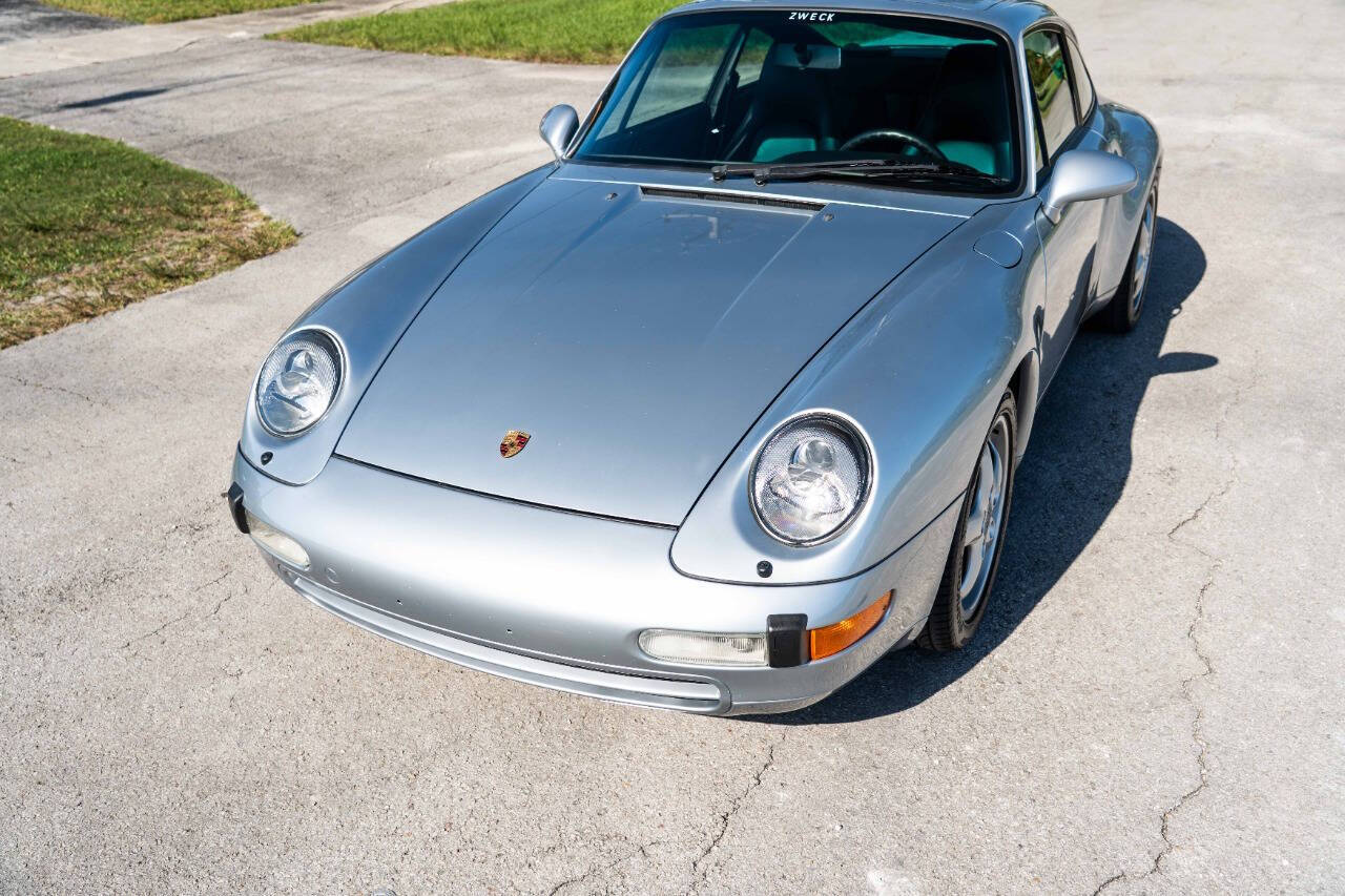 Porsche-911-1995-Coupe-10