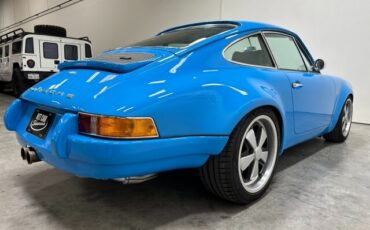 Porsche-911-1995-Coupe-12