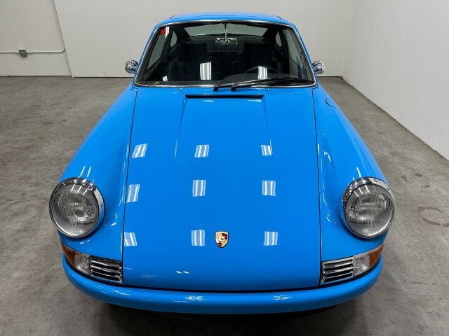 Porsche-911-1995-Coupe-14