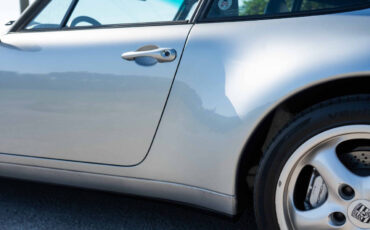 Porsche-911-1995-Coupe-18