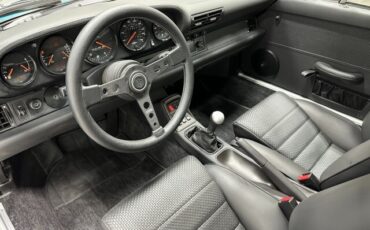 Porsche-911-1995-Coupe-20