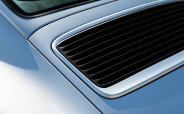 Porsche-911-1995-Coupe-21