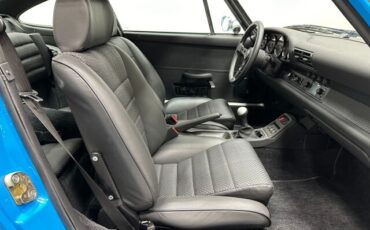 Porsche-911-1995-Coupe-22