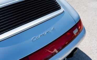 Porsche-911-1995-Coupe-23