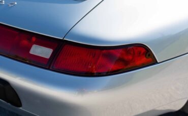 Porsche-911-1995-Coupe-26