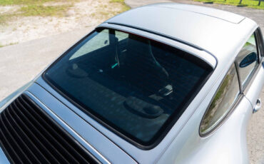 Porsche-911-1995-Coupe-27