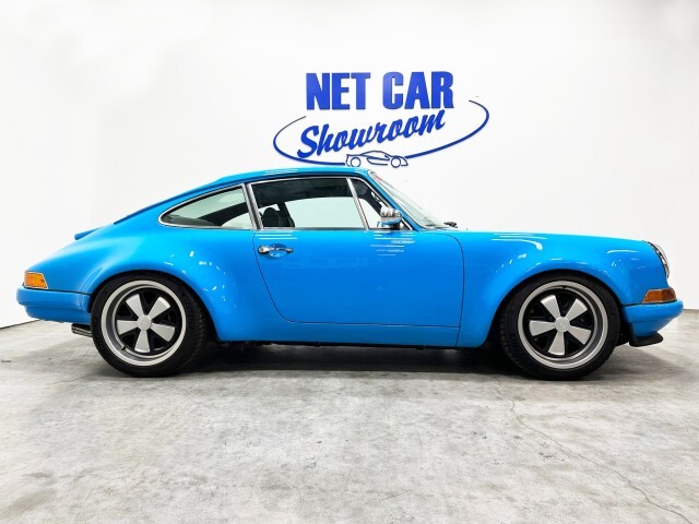 Porsche-911-1995-Coupe-3