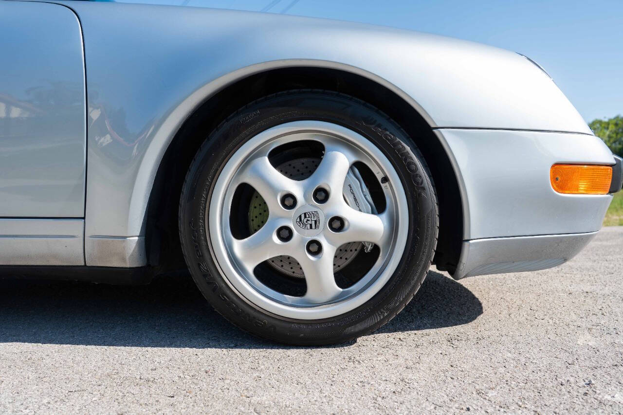 Porsche-911-1995-Coupe-38