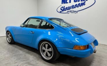 Porsche-911-1995-Coupe-4