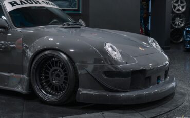 Porsche-911-1995-Coupe-5