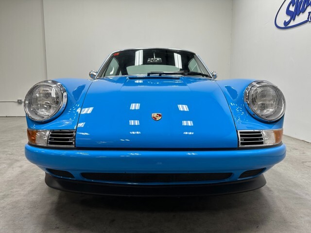 Porsche-911-1995-Coupe-6