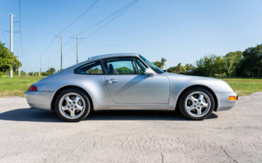 Porsche-911-1995-Coupe-6