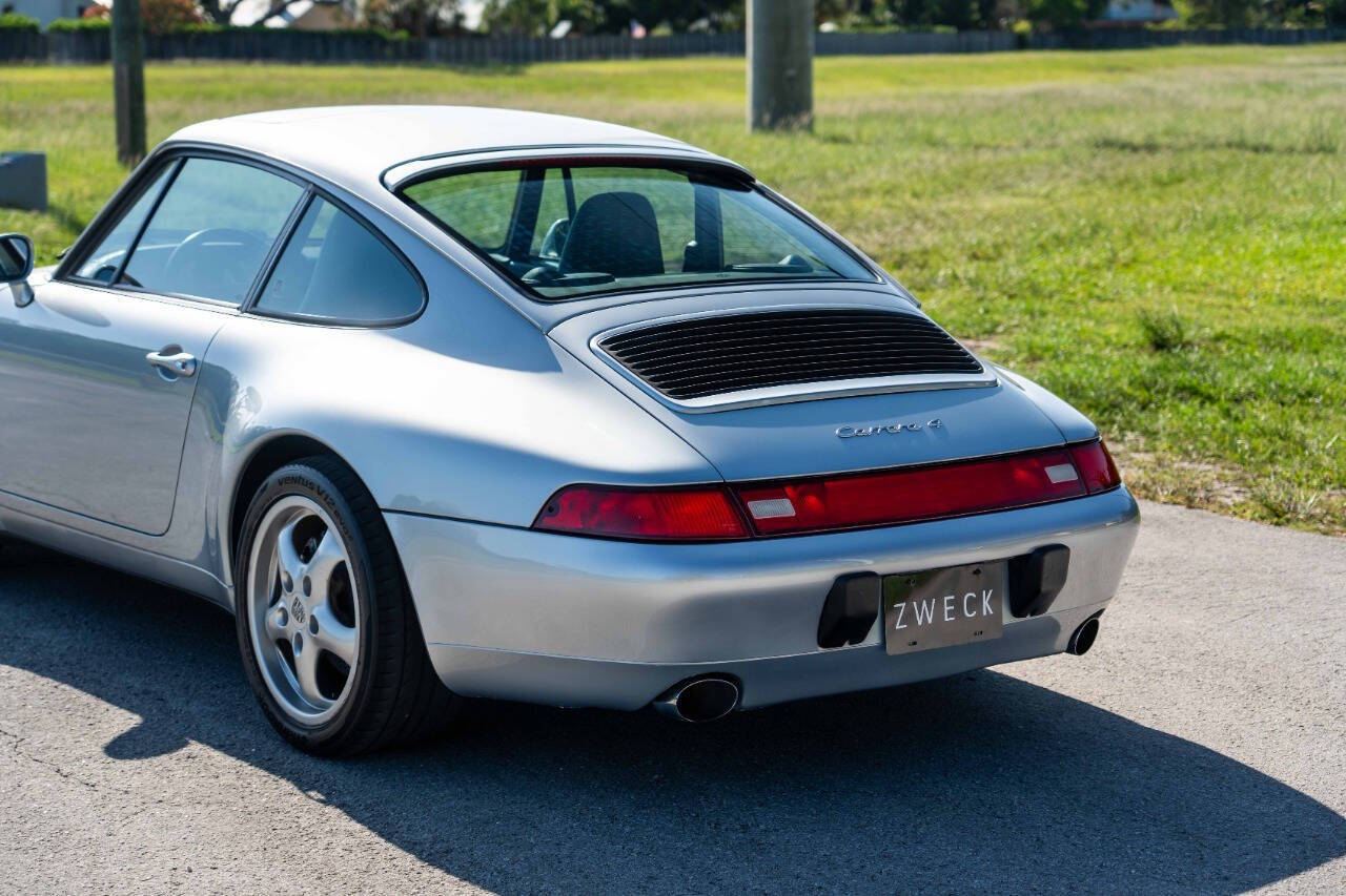 Porsche-911-1995-Coupe-9