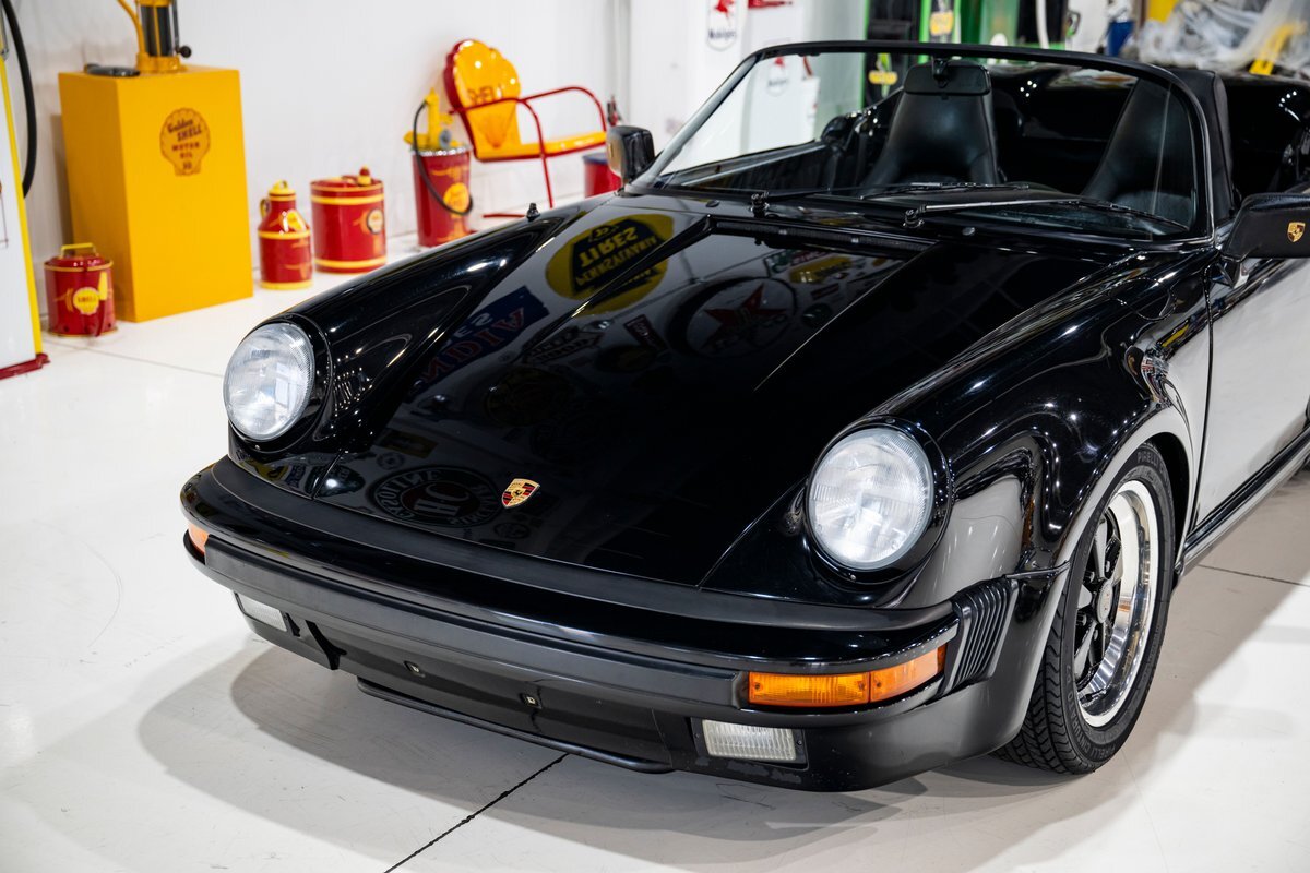 Porsche-911-Cabriolet-Wide-Body-Speedster-1986-18